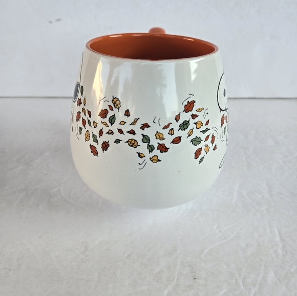 Peanuts 2024 HAPPY FALL Snoopy & Fall Autumn Leaves 18 oz Mug NWT! - Picture 3 of 4